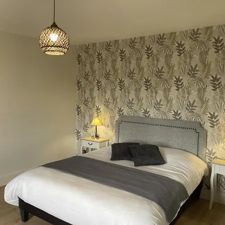 Holiday home Demeure De Caractere Avec Piscine Et Parking, Animaux Admis, Wifi - Fr-1-489-457 Vernusse