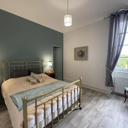 Demeure De Caractere Avec Piscine Et Parking, Animaux Admis, Wifi - Fr-1-489-457
