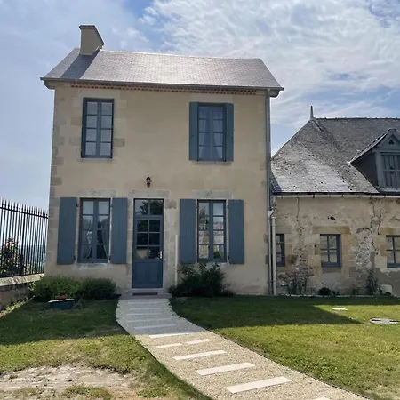 Demeure De Caractere Avec Animaux Acceptes - Fr-1-489-457 Vernusse