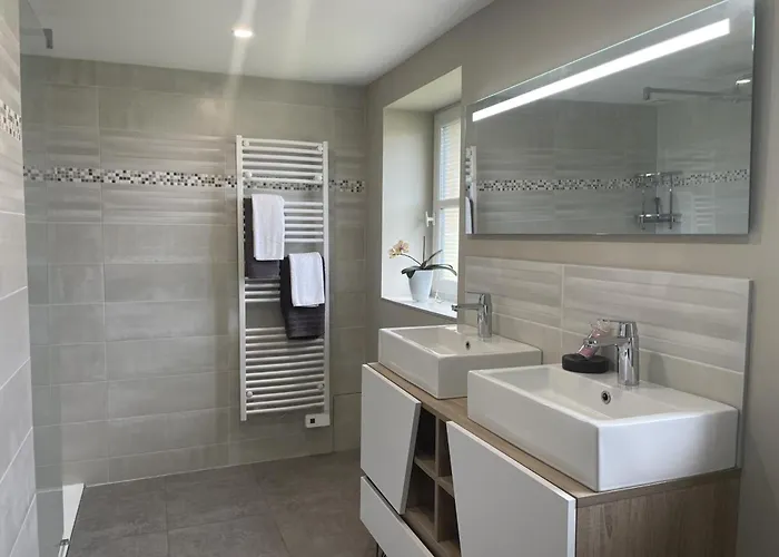 Demeure De Caractere Avec Animaux Acceptes - Fr-1-489-457 *