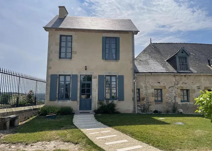 Demeure De Caractere Avec Animaux Acceptes - Fr-1-489-457 Vernusse