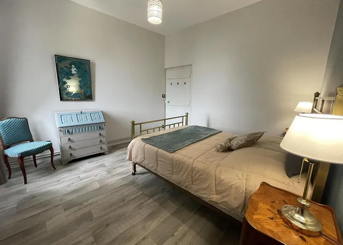 Demeure De Caractere Avec Animaux Acceptes - Fr-1-489-457